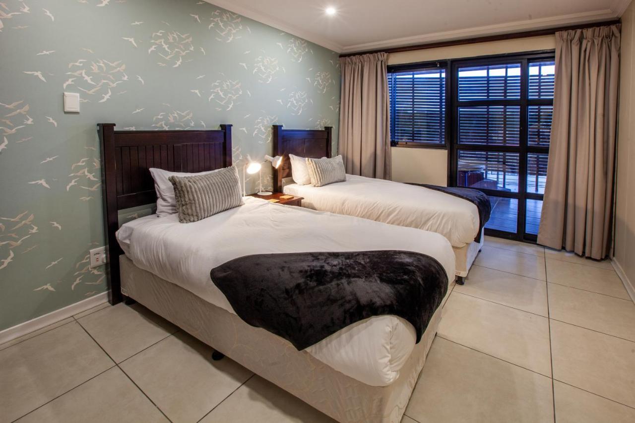 Stay At The Point - Peaceful Plentiful Penthouse Durban Exterior photo