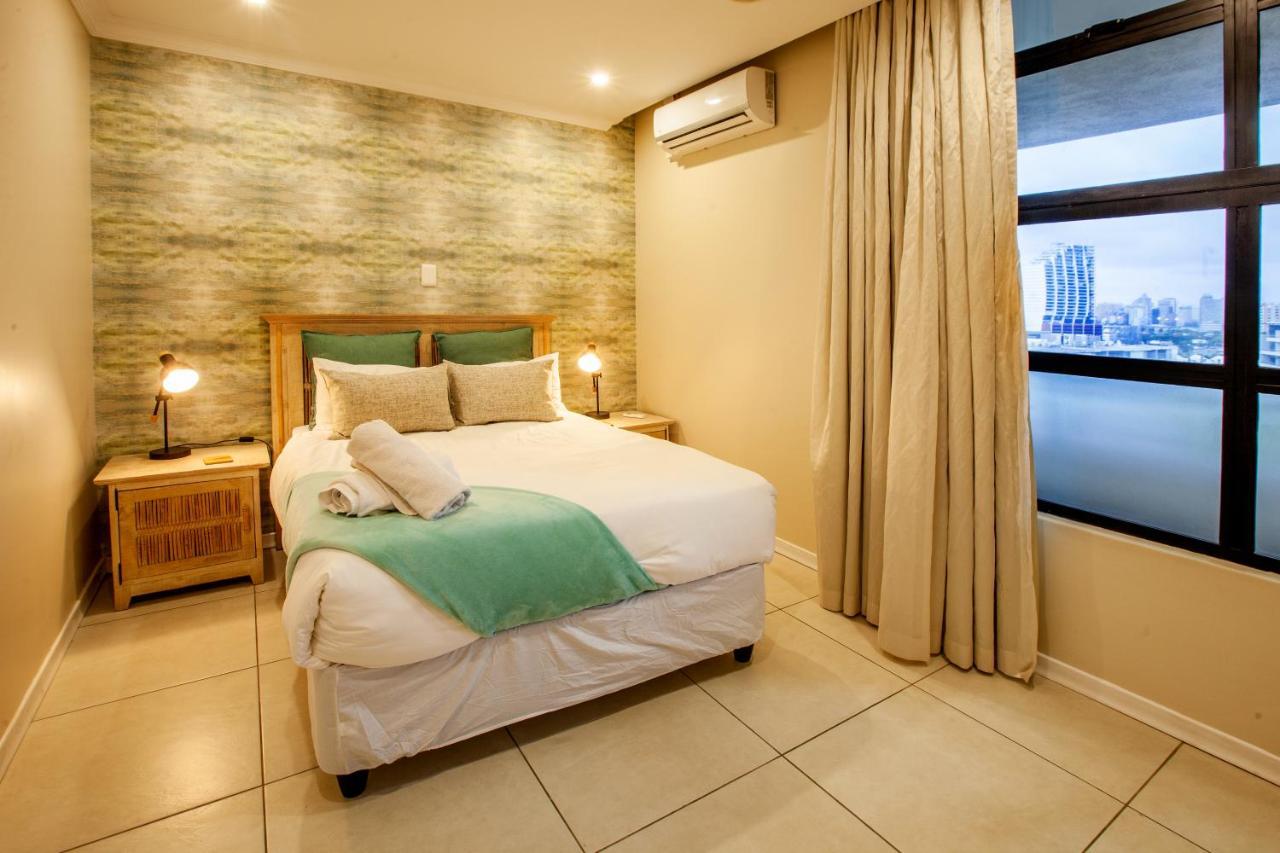 Stay At The Point - Peaceful Plentiful Penthouse Durban Exterior photo